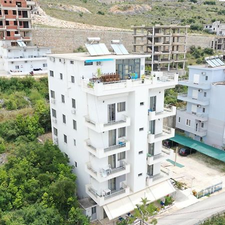 The First Hotel Saranda Exterior photo