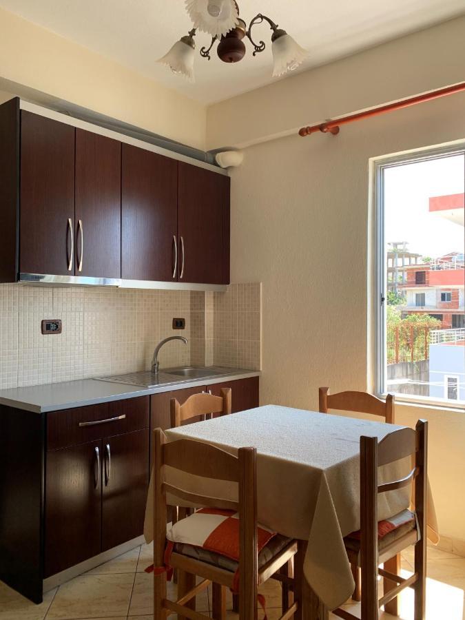 The First Hotel Saranda Exterior photo