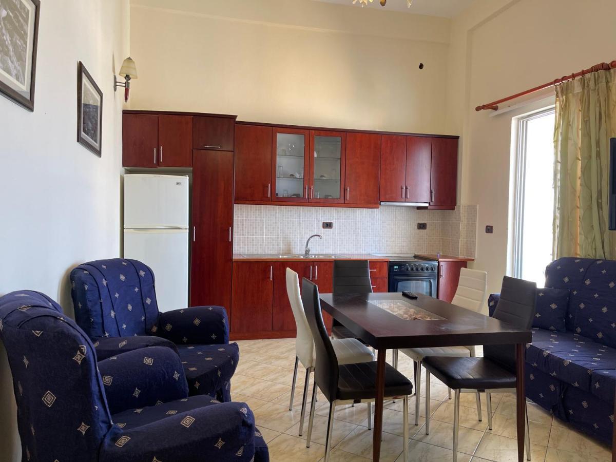 The First Hotel Saranda Exterior photo